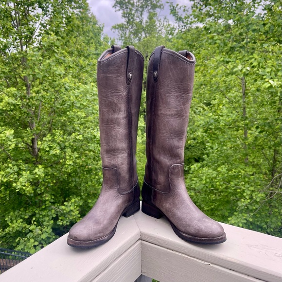LIKE NEW FRYE Melissa Double Button Lug Distressed Charcoal Leather Riding Boots - Picture 9 of 16